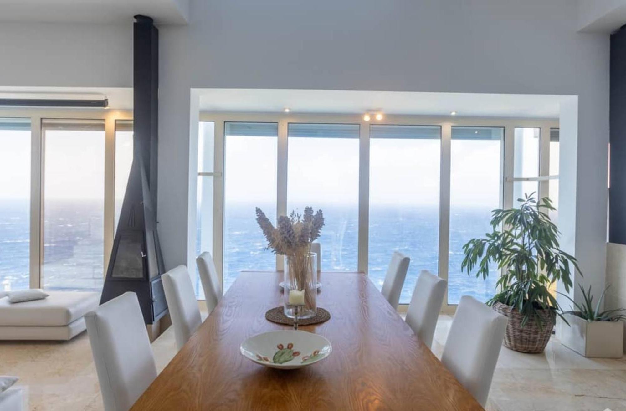Exclusive Seafront Villa,Private Pool,Gym,Bbq Ел Торо Екстериор снимка